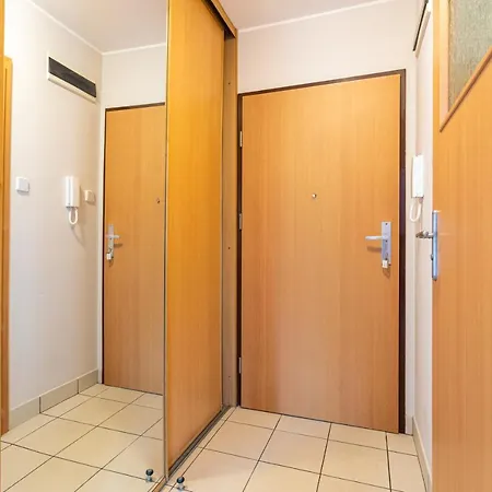 Apartment Relax Victus Sobieskiego Z Parkingiem By Renters *