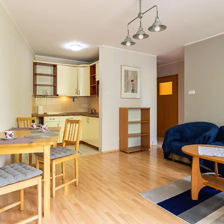 Relax Victus Sobieskiego Z Parkingiem By Renters Apartment *